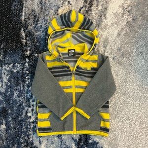 The North Face Glacier Full-Zip Hoodie. Size 12-18 months. Great Condition.
